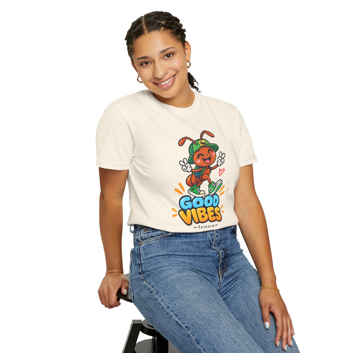 Good Vibes – Happy Ant Graphic T-Shirt