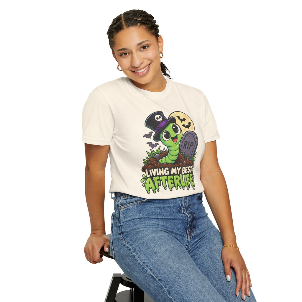 Living My Best Afterlife – Cute Halloween Graveyard Worm T-Shirt