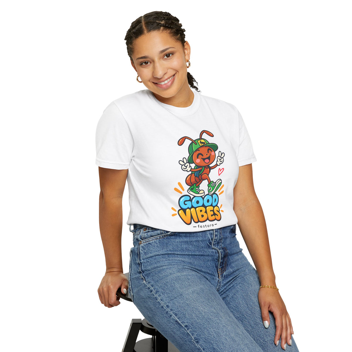 Good Vibes – Happy Ant Graphic T-Shirt