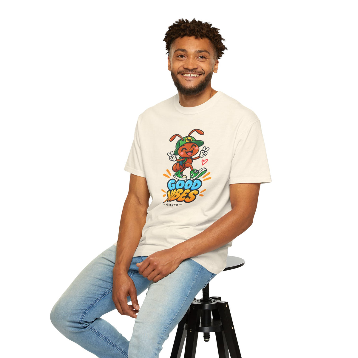 Good Vibes – Happy Ant Graphic T-Shirt