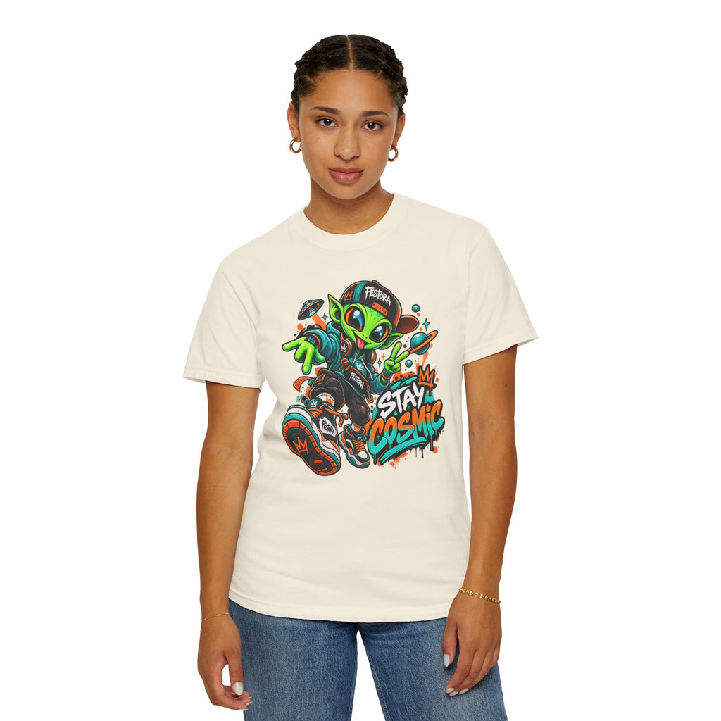 Alien Streetwear T-Shirt — “Stay Cosmic” Graphic Tee