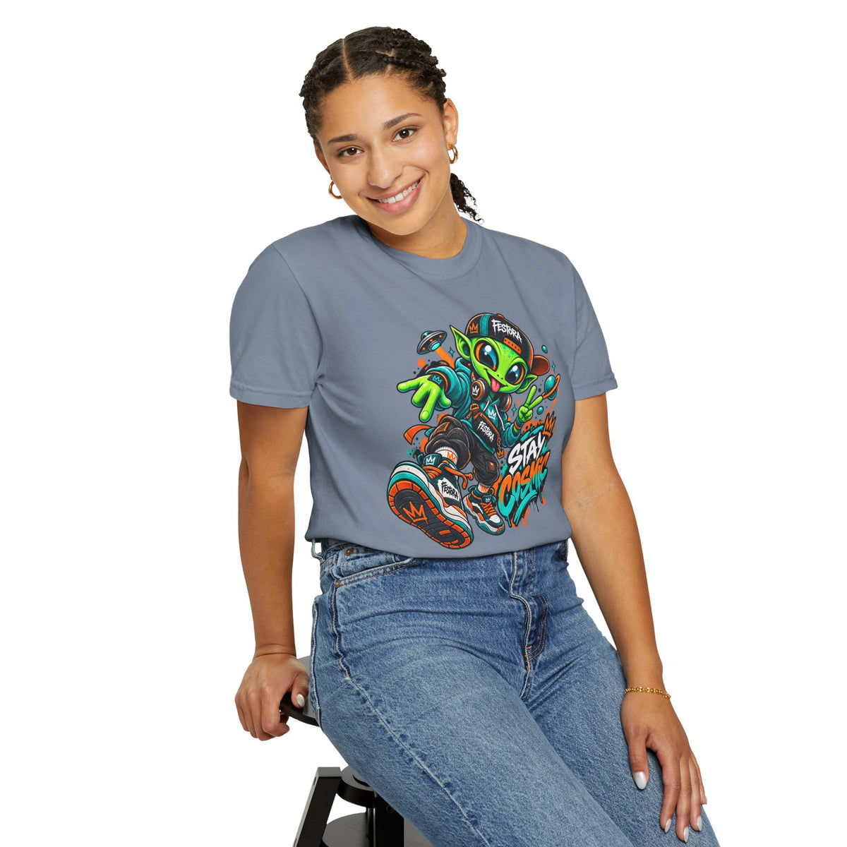 Alien Streetwear T-Shirt — “Stay Cosmic” Graphic Tee