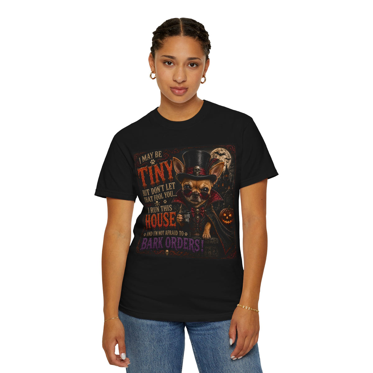 Tiny but Boss Chihuahua Halloween T-Shirt - "I Run This House"