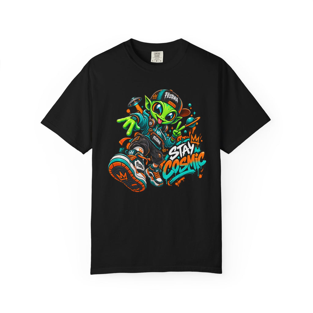 Alien Streetwear T-Shirt — “Stay Cosmic” Graphic Tee