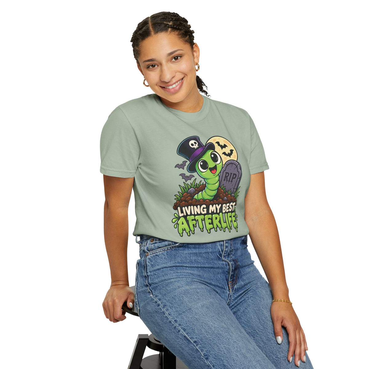 Living My Best Afterlife – Cute Halloween Graveyard Worm T-Shirt