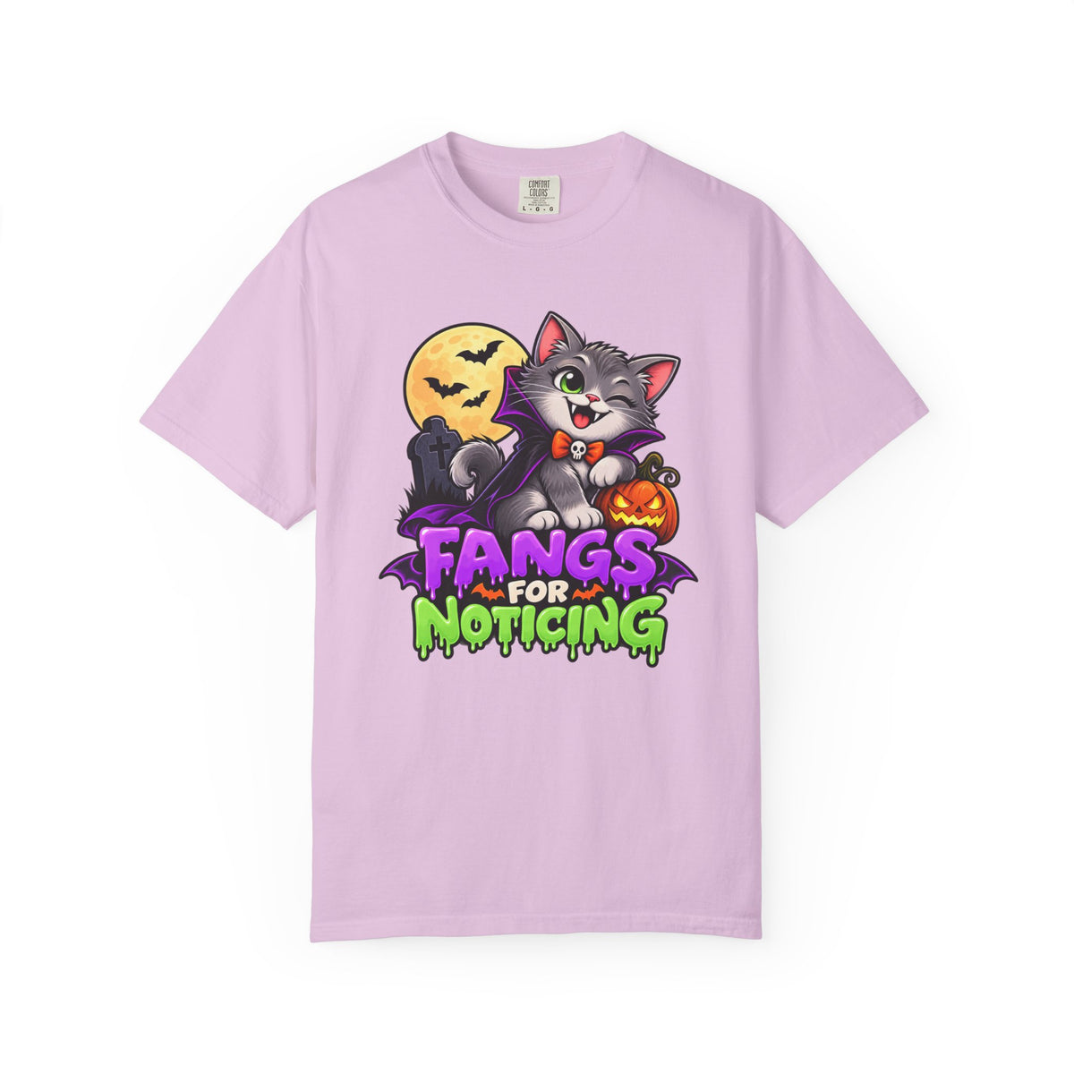 Fangs for Noticing – Cute Vampire Cat Halloween T-Shirt
