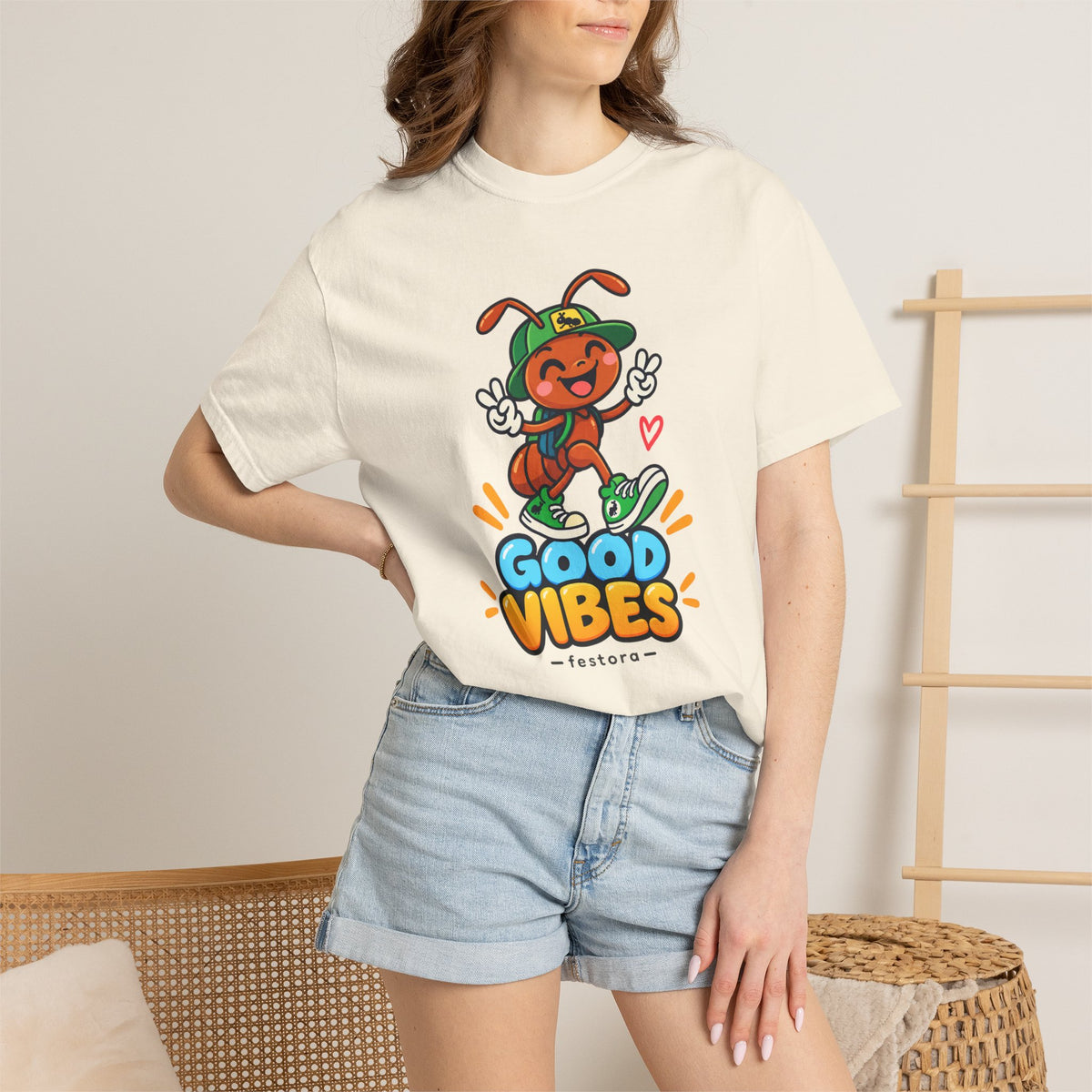 Good Vibes – Happy Ant Graphic T-Shirt