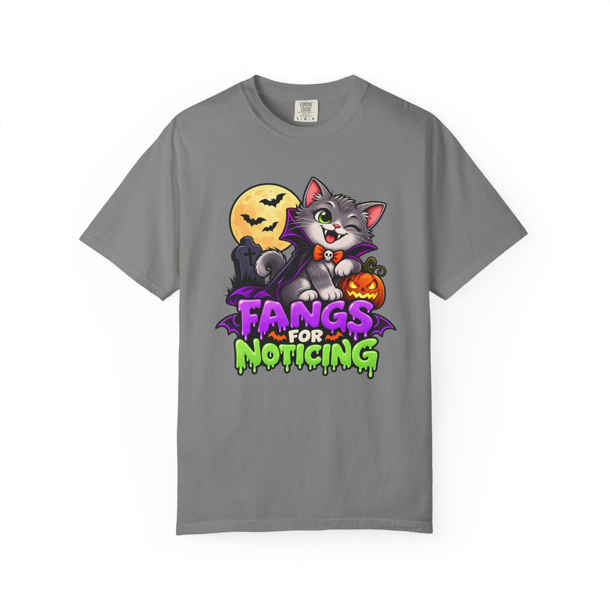 Fangs for Noticing – Cute Vampire Cat Halloween T-Shirt