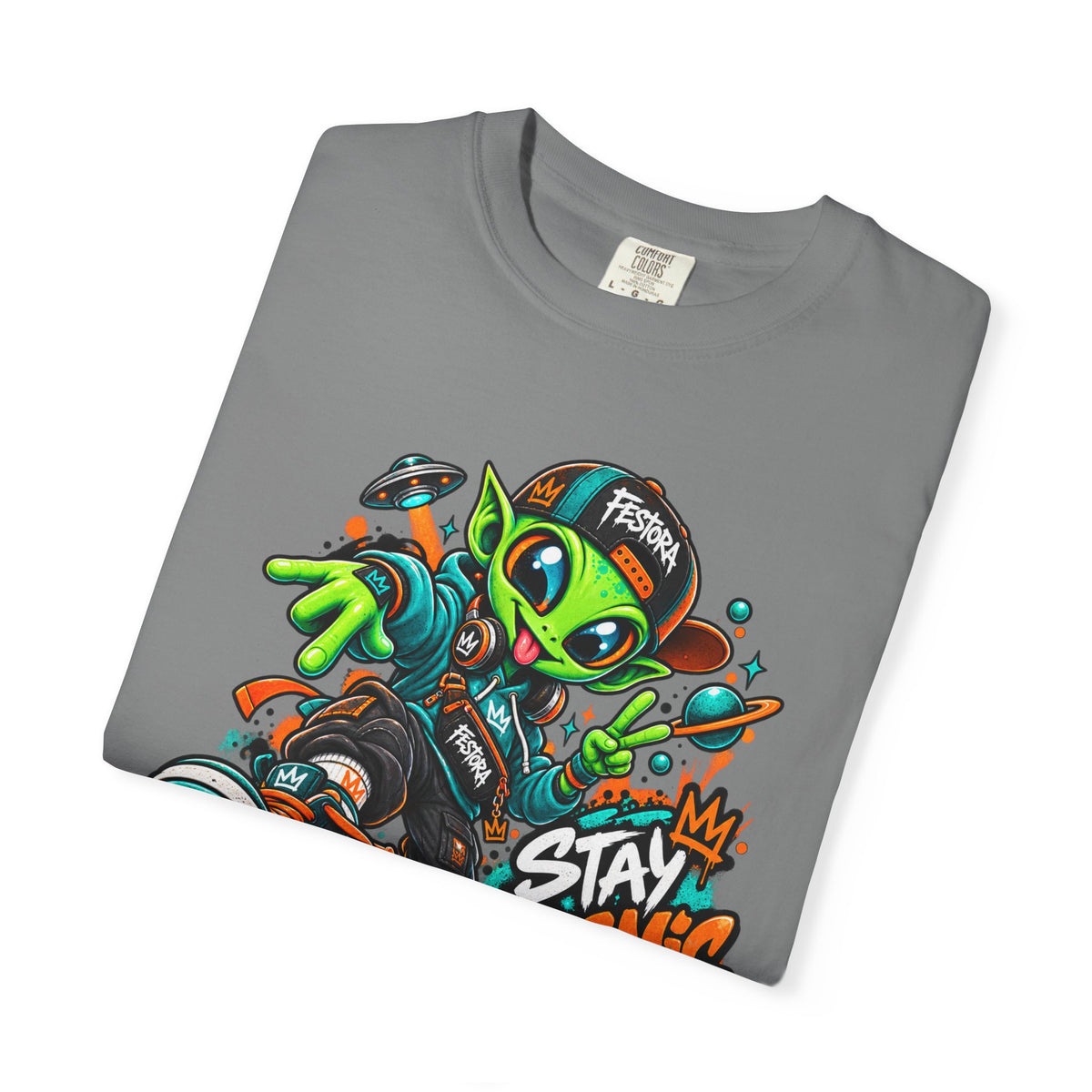 Alien Streetwear T-Shirt — “Stay Cosmic” Graphic Tee