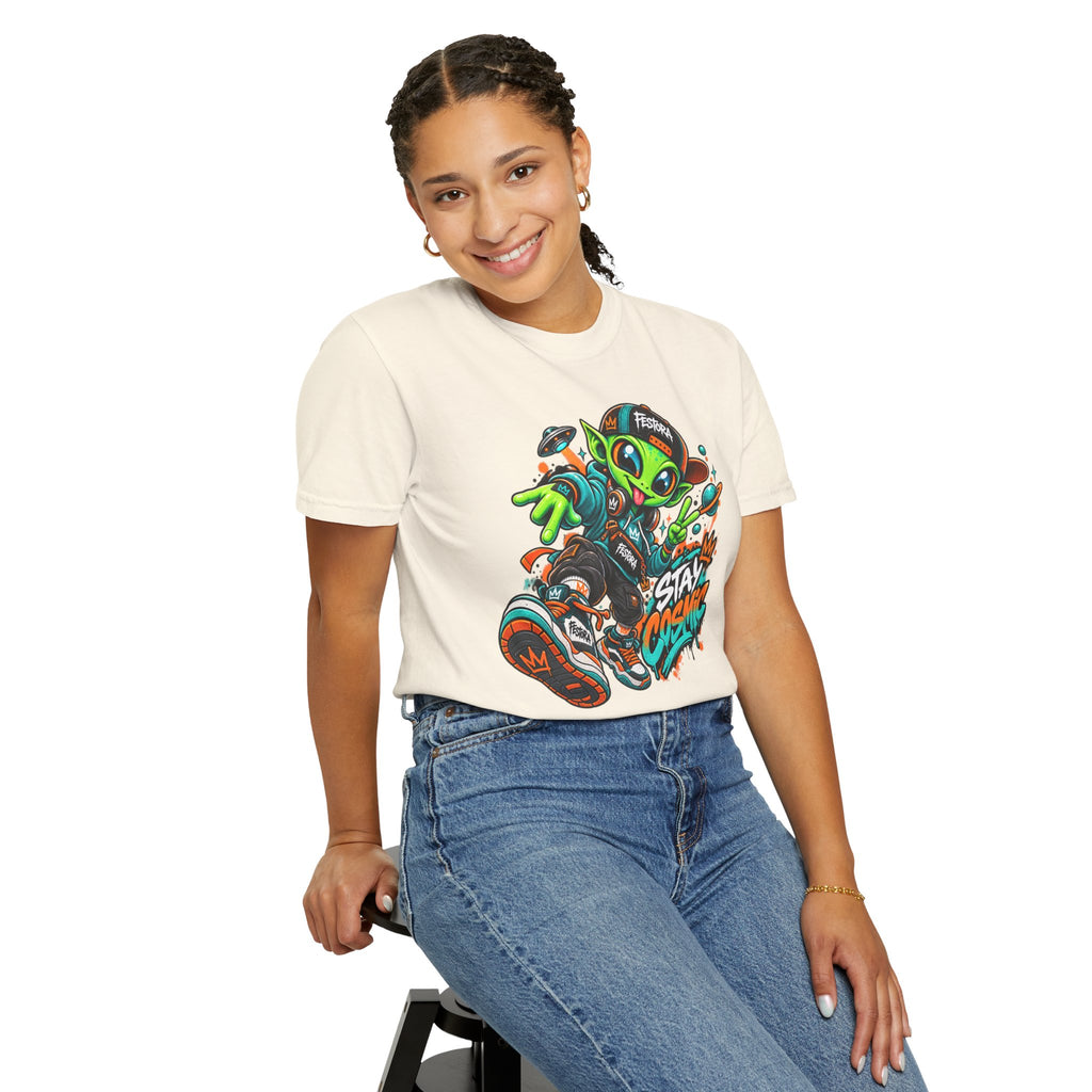 Alien Streetwear T-Shirt — “Stay Cosmic” Graphic Tee