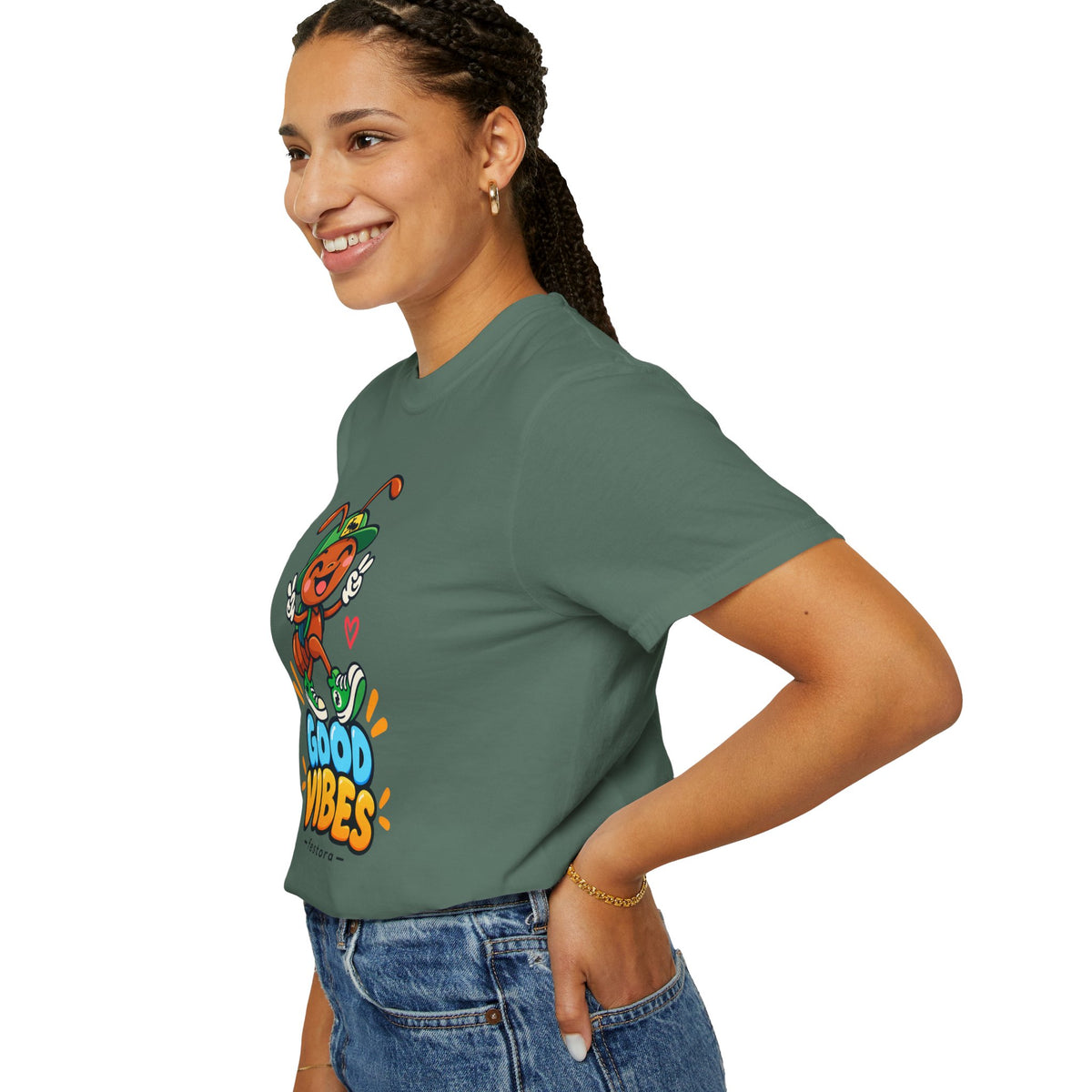 Good Vibes – Happy Ant Graphic T-Shirt