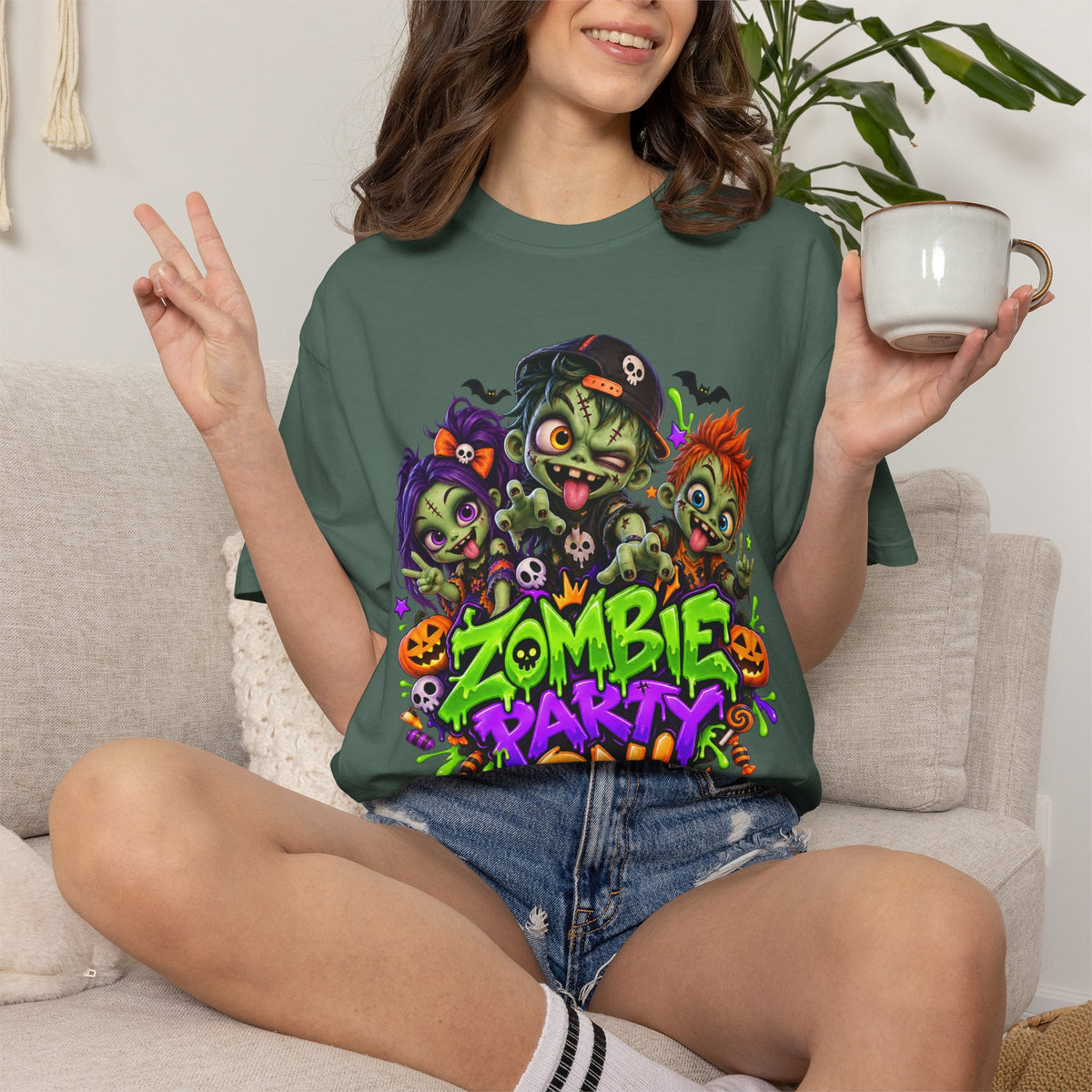 Zombie Party On! – Halloween Zombie Crew Graphic T-Shirt