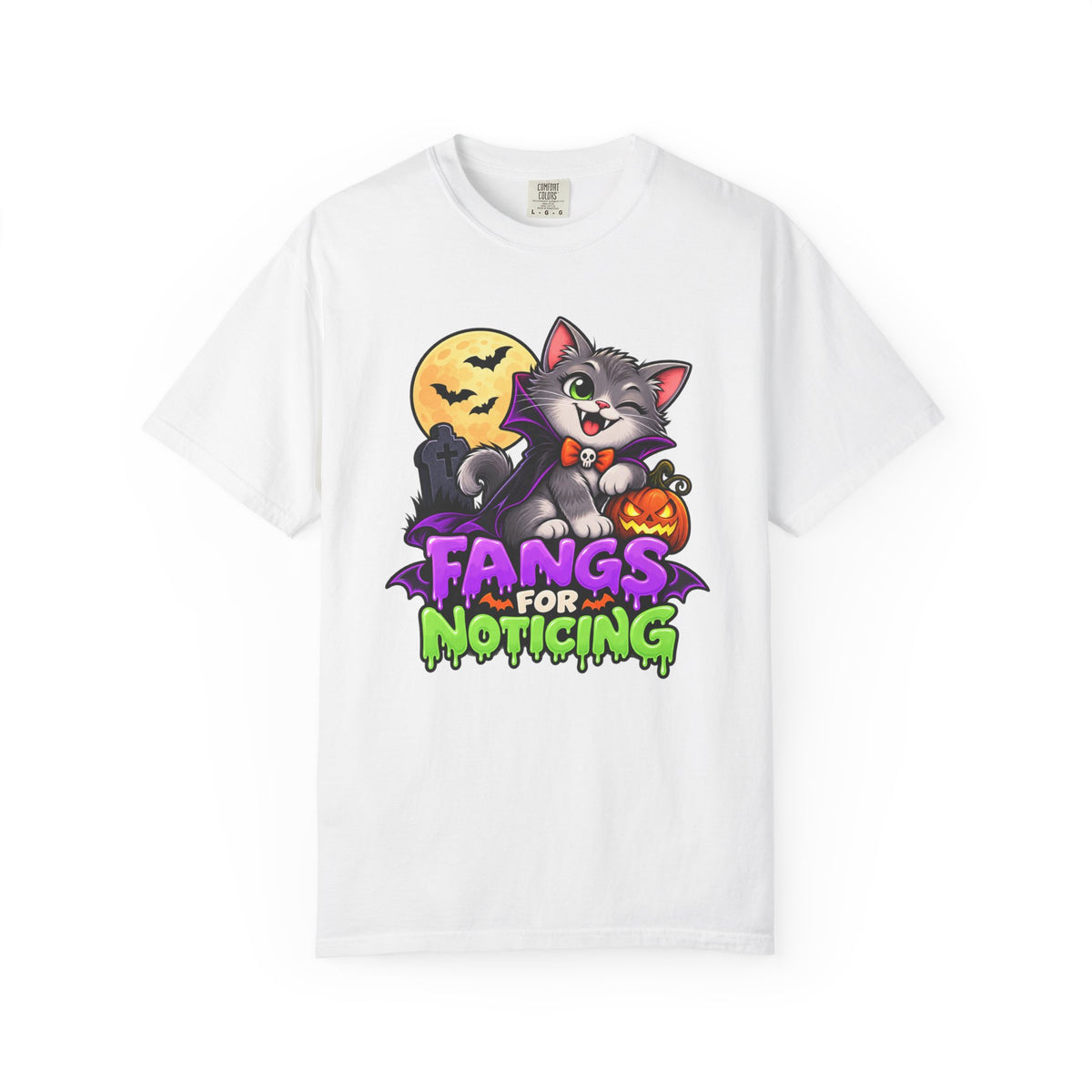 Fangs for Noticing – Cute Vampire Cat Halloween T-Shirt